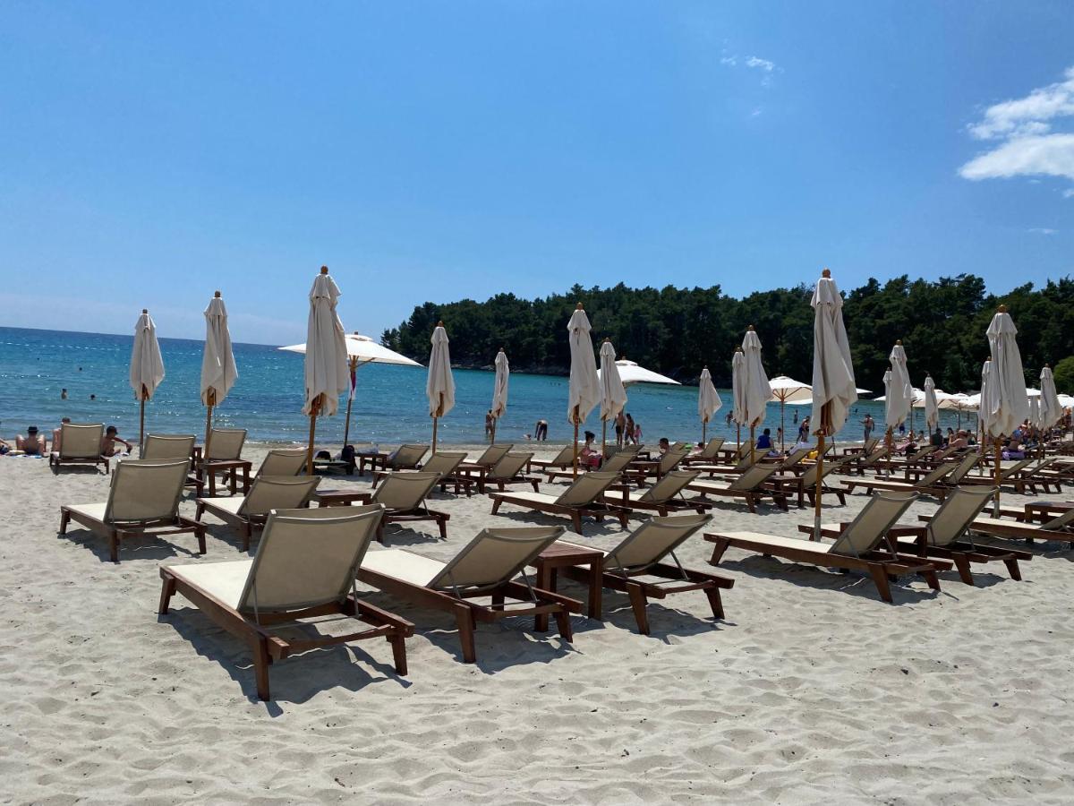 Apartments Villa Viktoria Тиват Екстериор снимка