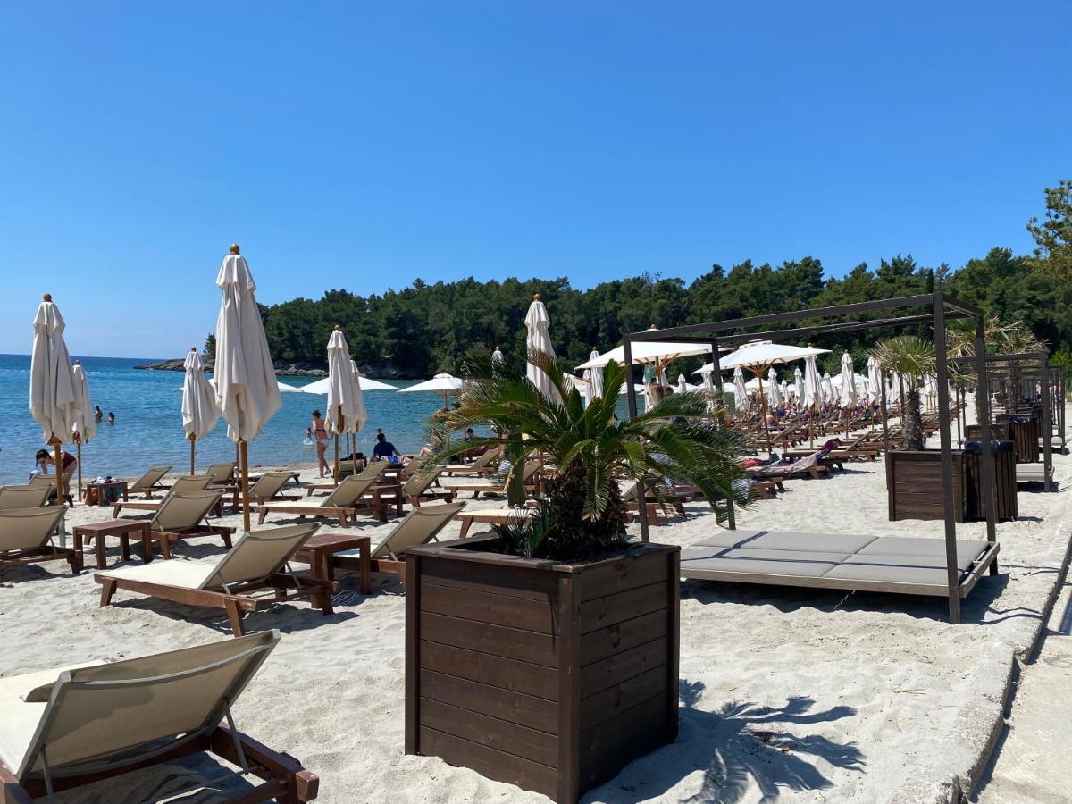 Apartments Villa Viktoria Тиват Екстериор снимка